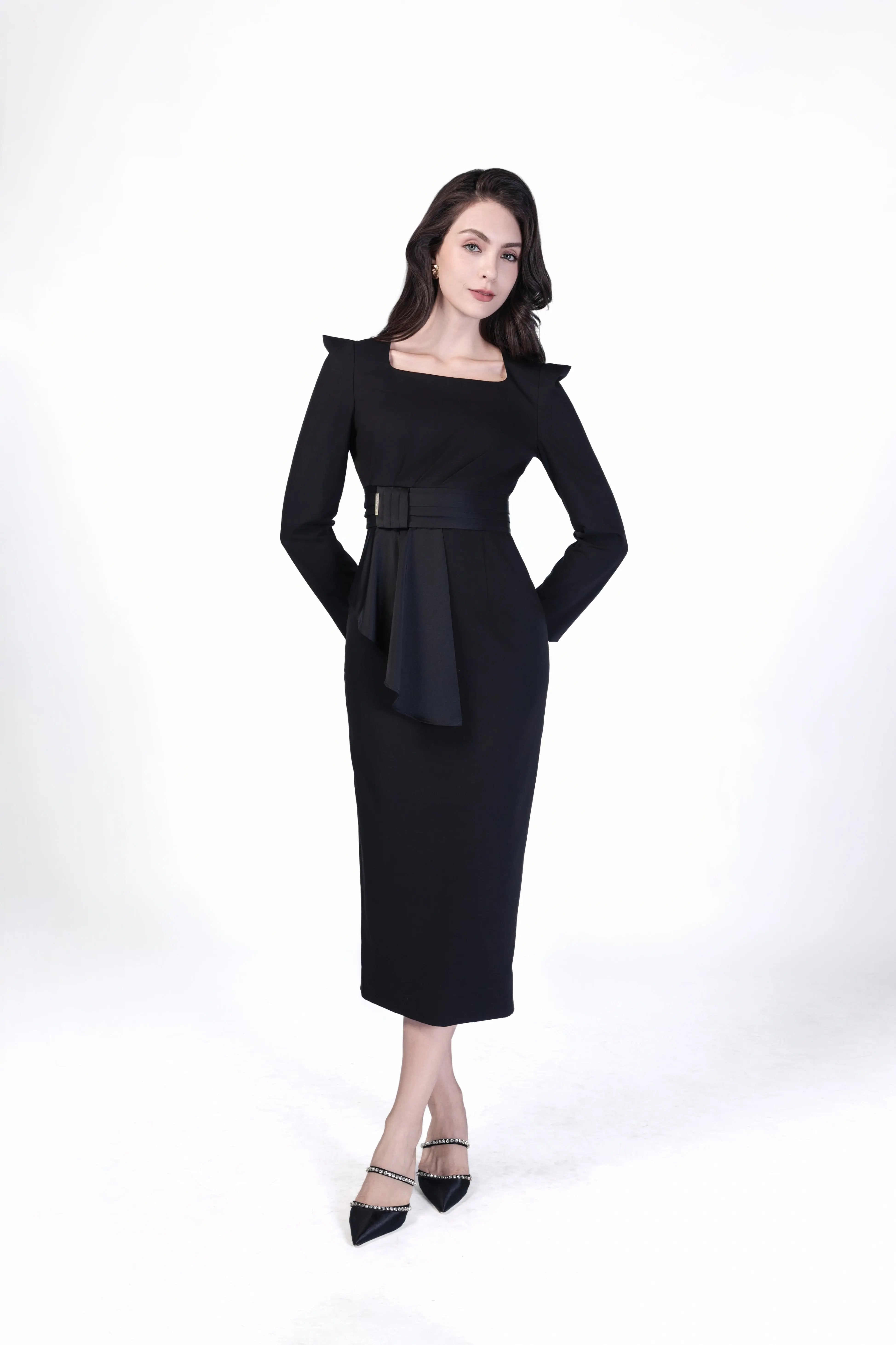 Textured Black Pleated Pants ULA